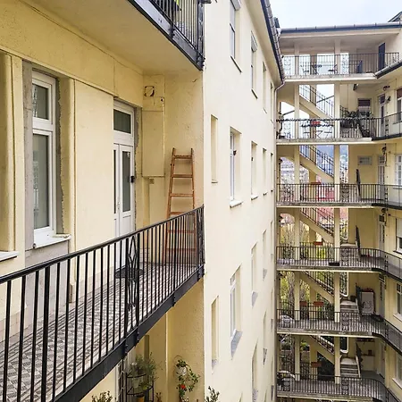 Hill & Bridge Residence Budapest Exterior photo