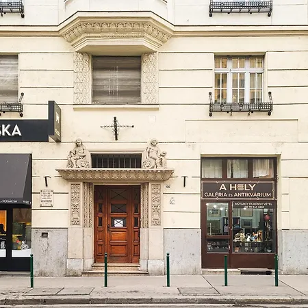 Hill & Bridge Residence Budapest Exterior photo